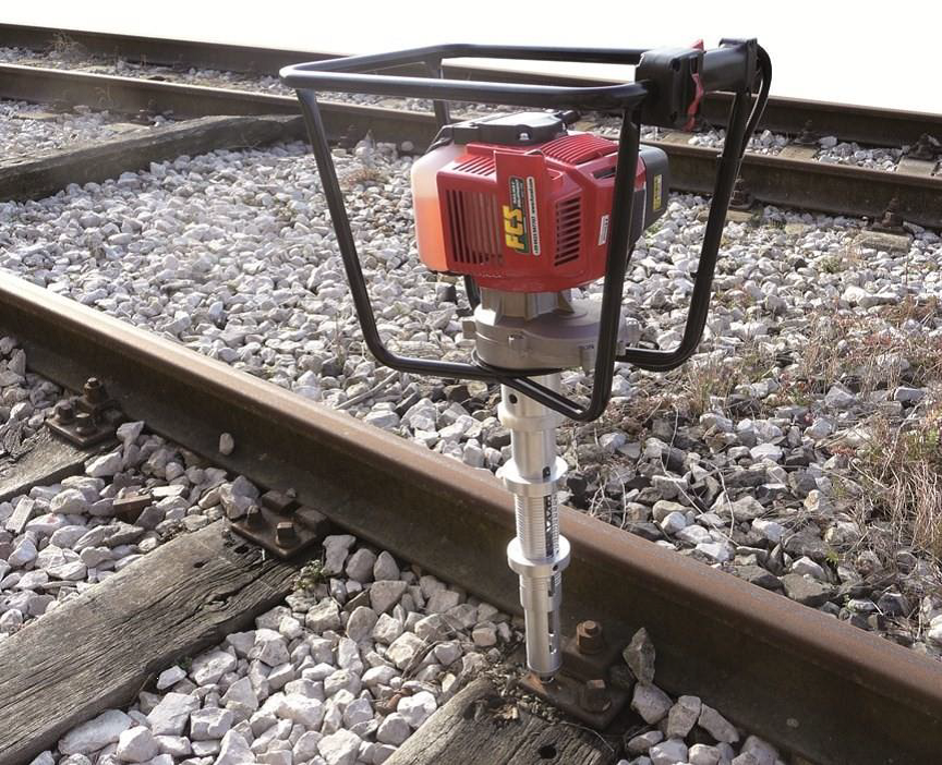 Mașină-portabilă-de-găurit-traverse-FTP-950-M