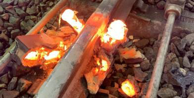 Dispozitiv-hidraulic-de-forfecare-a-sudurilor-aluminotermice-TSA-220-2