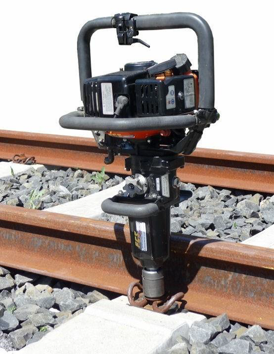 Masina-de-bulonat-si-gaurit-traverse-portabila-MAV-2500-M