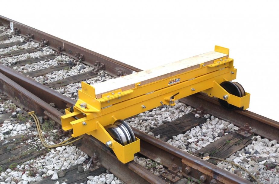Structura-de-transport-cu-platforma-mobila-rotativa-ETM10-ETM15